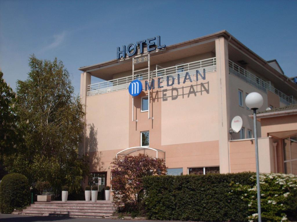Median Roissy Cdg Aeroport Hotel Goussainville  Exterior photo